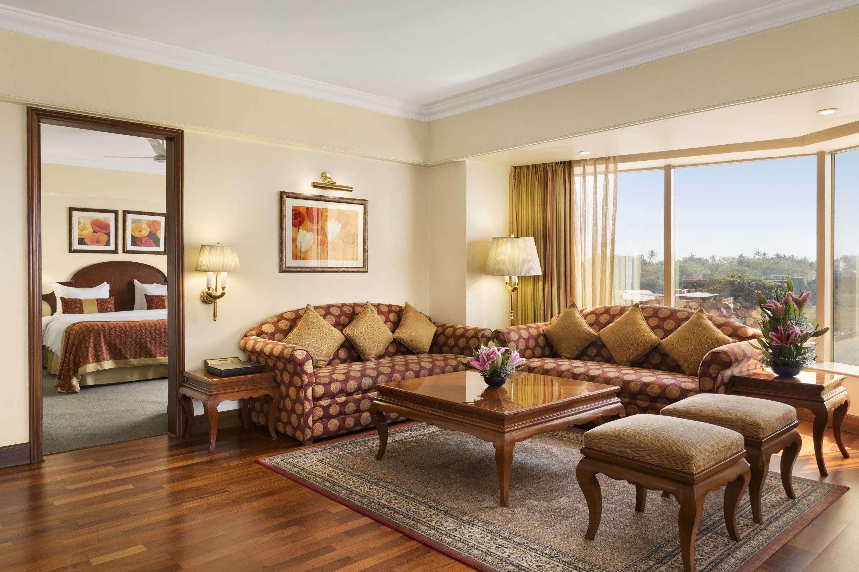 Ramada Plaza By Wyndham Palm Grove Hotel Мумбай Стая снимка A suite at the Taj Mahal Palace, Mumbai